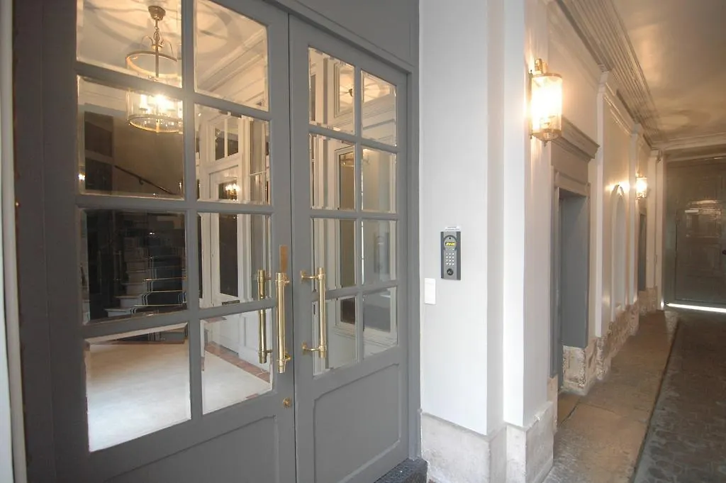 Opera Prive - City Centre Apartment